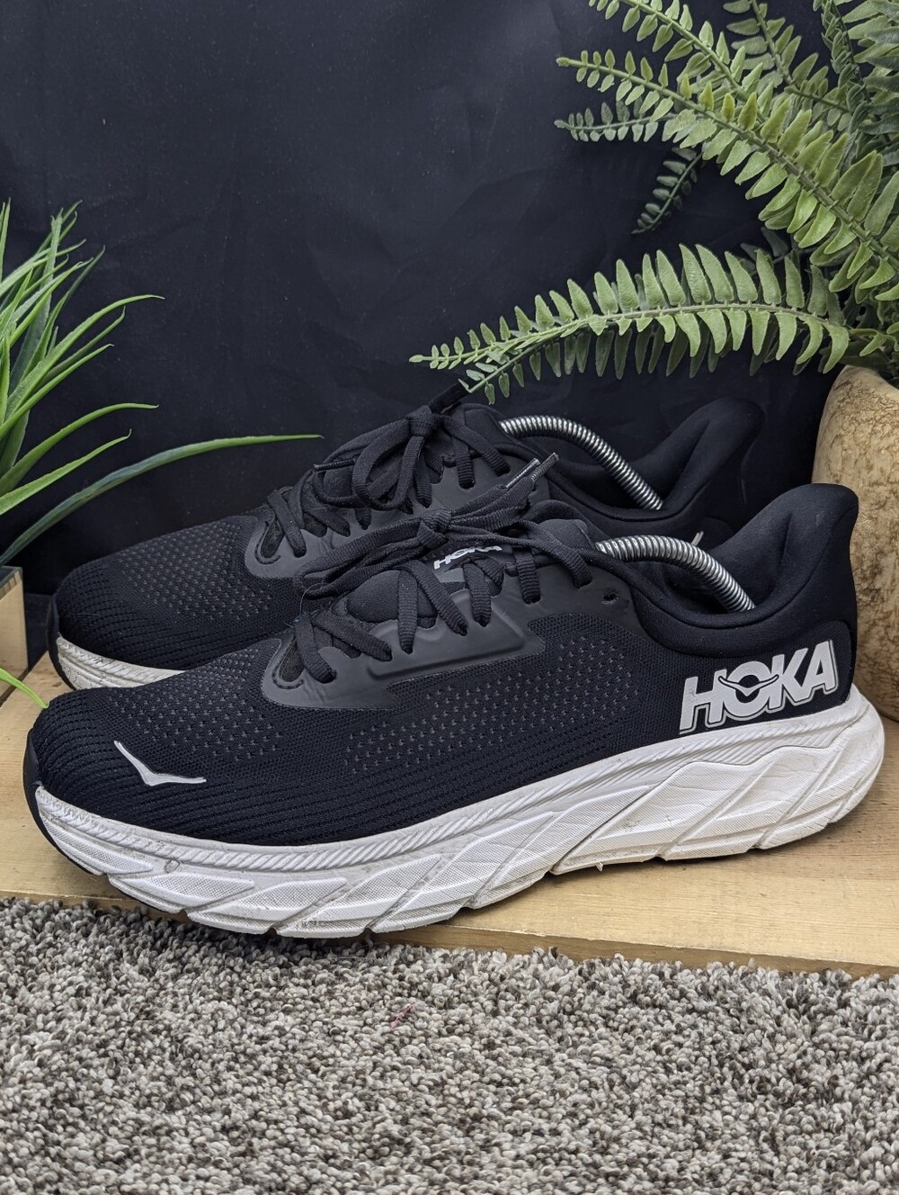 Hoka Arahi 7 Mens Size 10.5D Running Shoes Casual Walking Gym Workout
